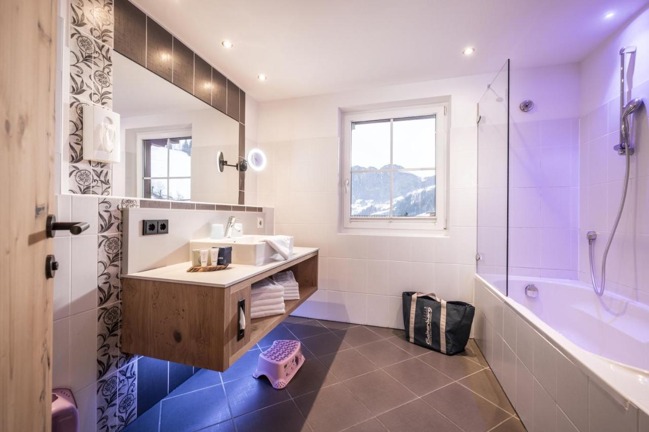 Wellness Suite K7,1330756661:JPEG
